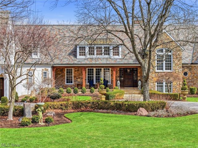 809 Village Trails, Gates Mills, OH 44040