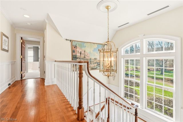 809 Village Trails, Gates Mills, OH 44040