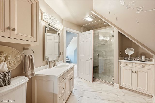 809 Village Trails, Gates Mills, OH 44040