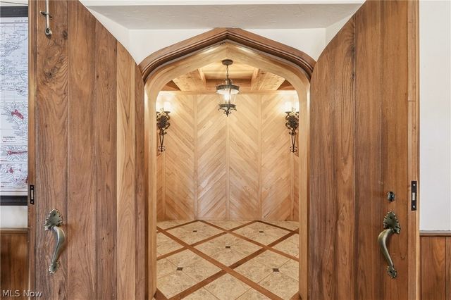 809 Village Trails, Gates Mills, OH 44040