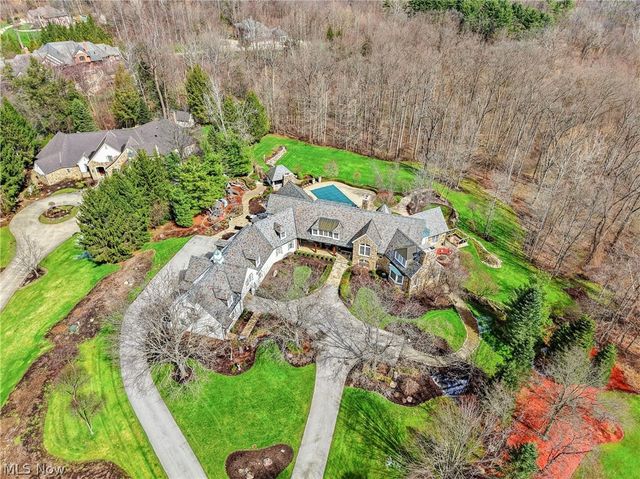 809 Village Trails, Gates Mills, OH 44040