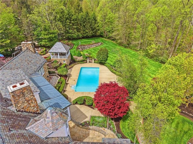 809 Village Trails, Gates Mills, OH 44040