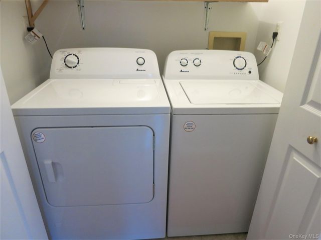 56 Linwood Road N 2nd Fl, Port Washington, NY 11050