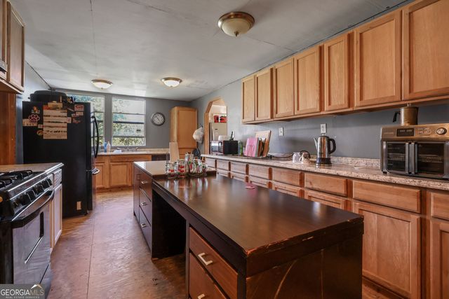 2279 Highway 18 E, Gordon, GA 31031