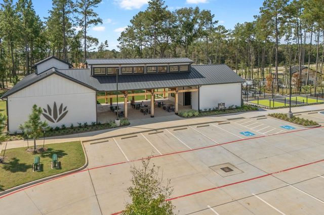 4633 Vernal Loop Trail, Conroe, TX 77303