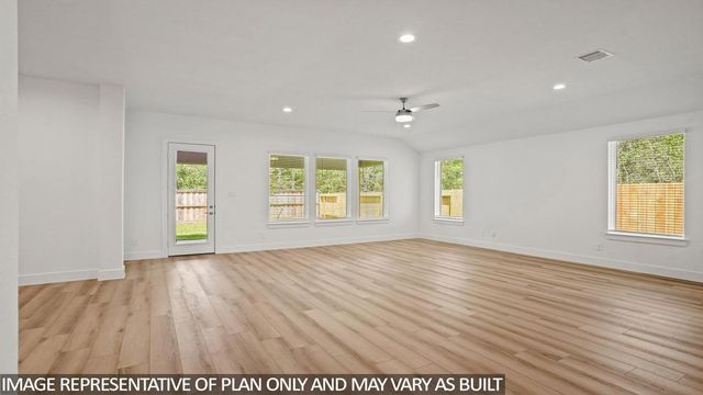 4633 Vernal Loop Trail, Conroe, TX 77303