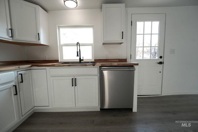 436 2nd St N, Nampa, ID 83687