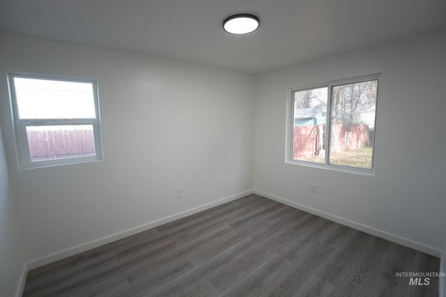 436 2nd St N, Nampa, ID 83687