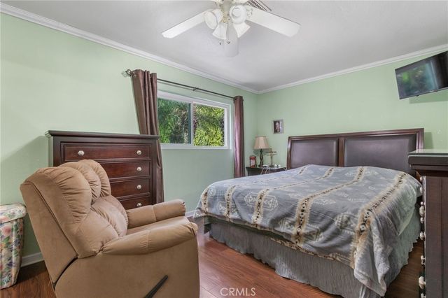 9340 Burnet Ave, North Hills, CA 91343