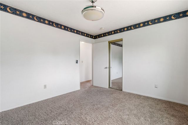 9340 Burnet Ave, North Hills, CA 91343