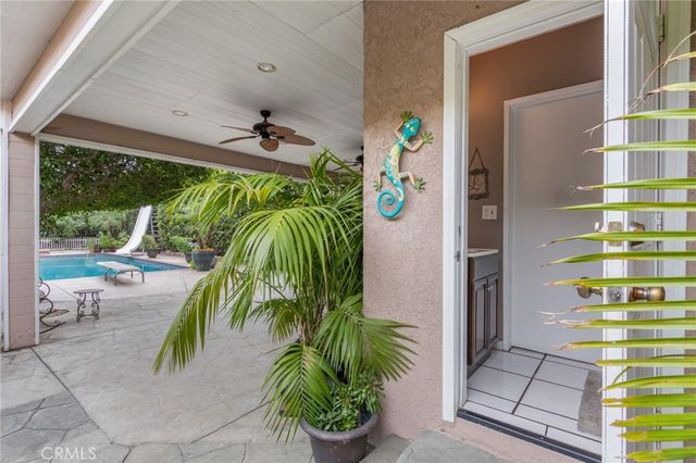 9340 Burnet Ave, North Hills, CA 91343