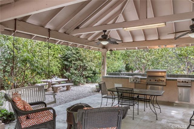 9340 Burnet Ave, North Hills, CA 91343