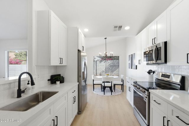 1308 W STARFISH Drive, Gilbert, AZ 85233