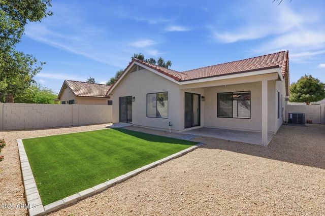 1308 W STARFISH Drive, Gilbert, AZ 85233