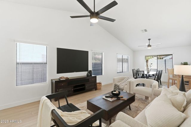 1308 W STARFISH Drive, Gilbert, AZ 85233