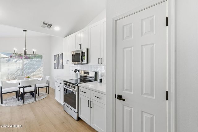 1308 W STARFISH Drive, Gilbert, AZ 85233