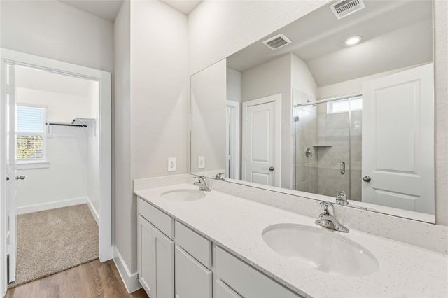 219 Orchard Laurel Drive, Alvin, TX 77511