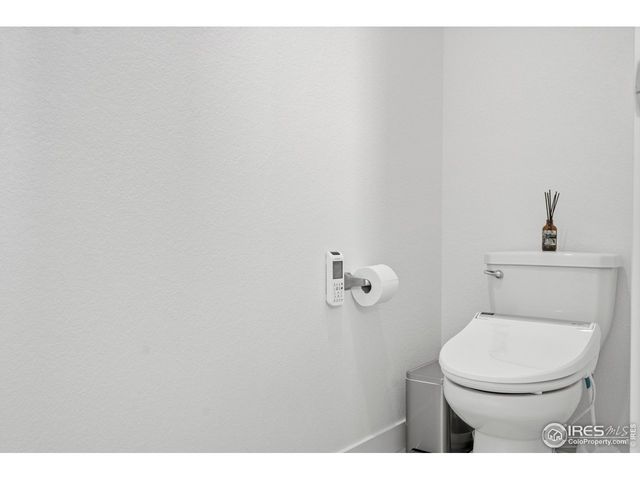 8353 Bijou Creek Ave, Littleton, CO 80125