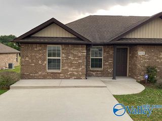 865 Ryland Pike B, Huntsville, AL 35811