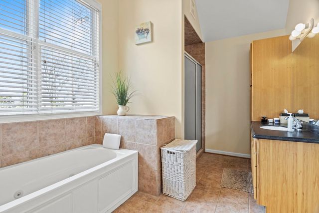 816 E Mayfair Road, Arlington Heights, IL 60005