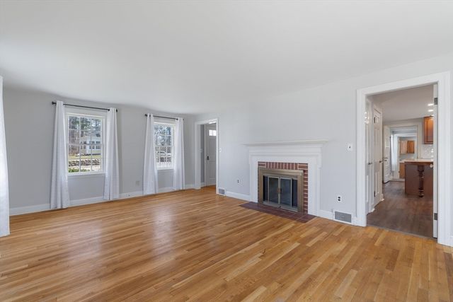 225 No Main St., Northbridge, MA 01588