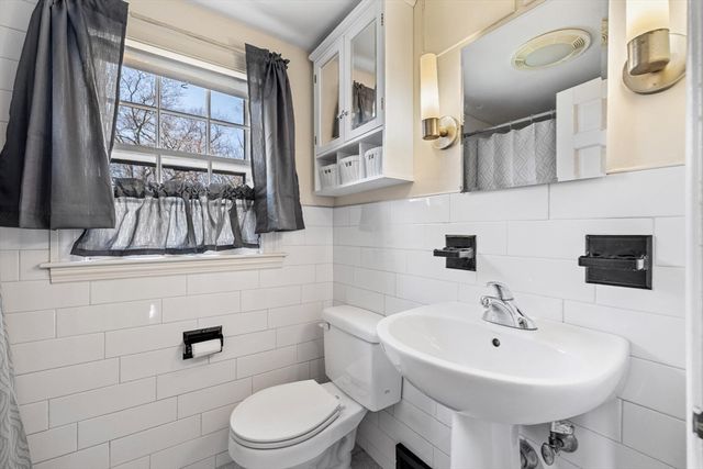 225 No Main St., Northbridge, MA 01588