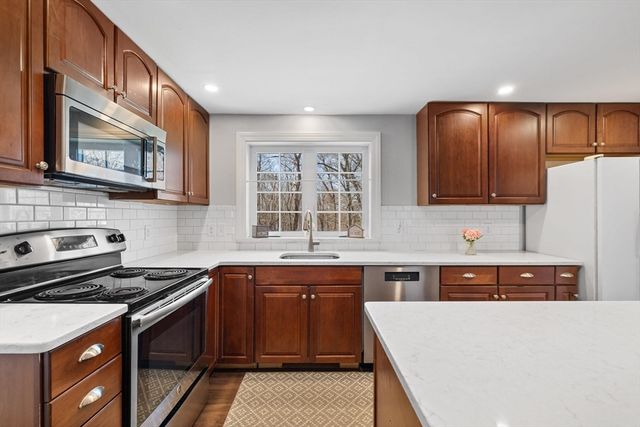 225 No Main St., Northbridge, MA 01588