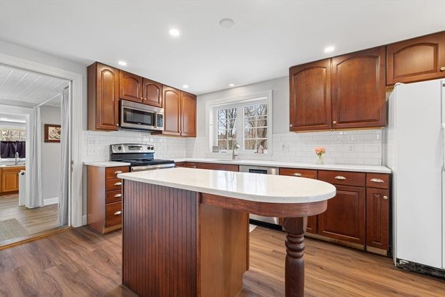 225 No Main St., Northbridge, MA 01588