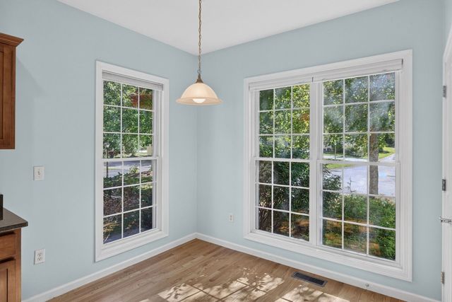 6 Autumn Glen, Plymouth, MA 02360