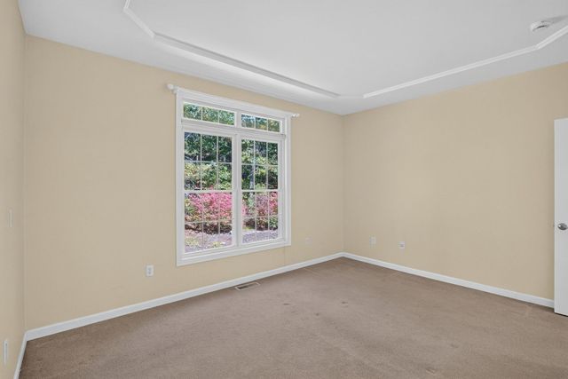 6 Autumn Glen, Plymouth, MA 02360