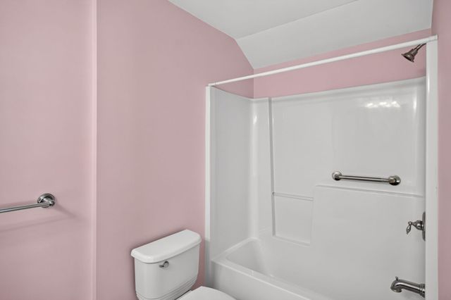6 Autumn Glen, Plymouth, MA 02360