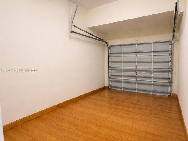 11026 NW 43rd Ter, Doral, FL 33178