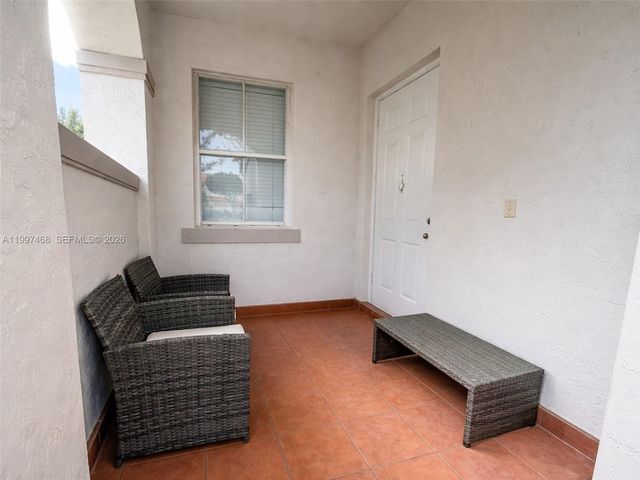 11026 NW 43rd Ter, Doral, FL 33178