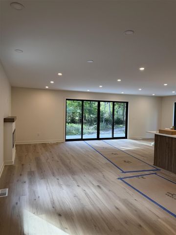 770 W Pontaluna Road, Norton Shores, MI 49444