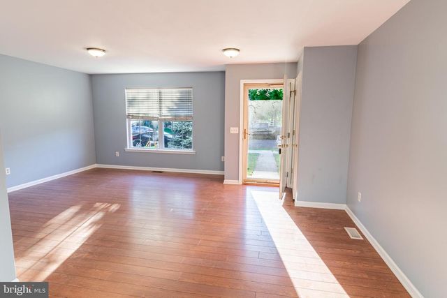 131 SUNNYSIDE LN, Perkasie, PA 18944