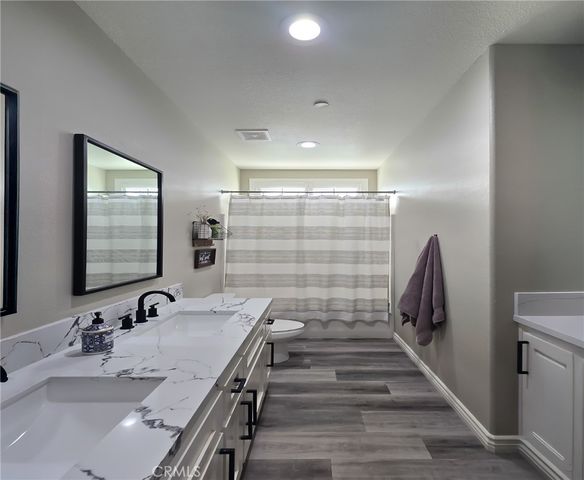 22227 Skyline, Apple Valley, CA 92308
