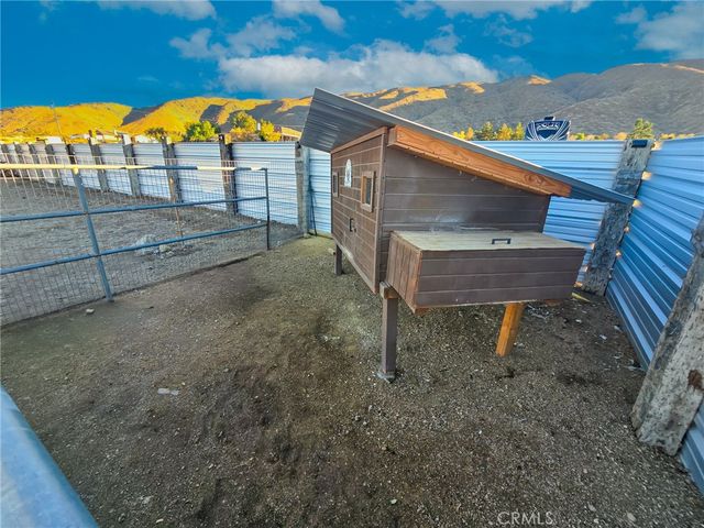 22227 Skyline, Apple Valley, CA 92308