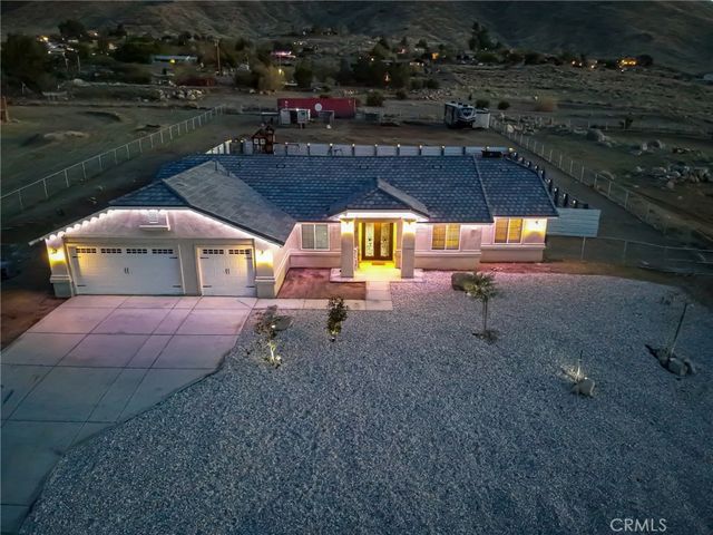 22227 Skyline, Apple Valley, CA 92308