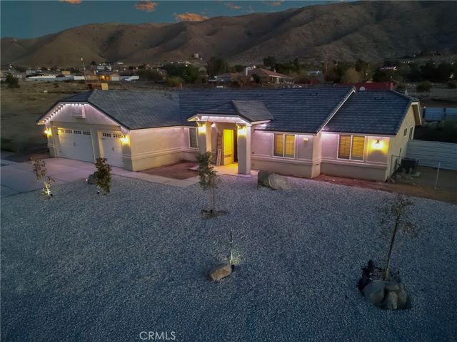 22227 Skyline, Apple Valley, CA 92308