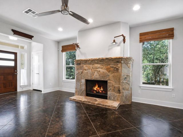 10103 Twin Lake LOOP, Dripping Springs, TX 78620