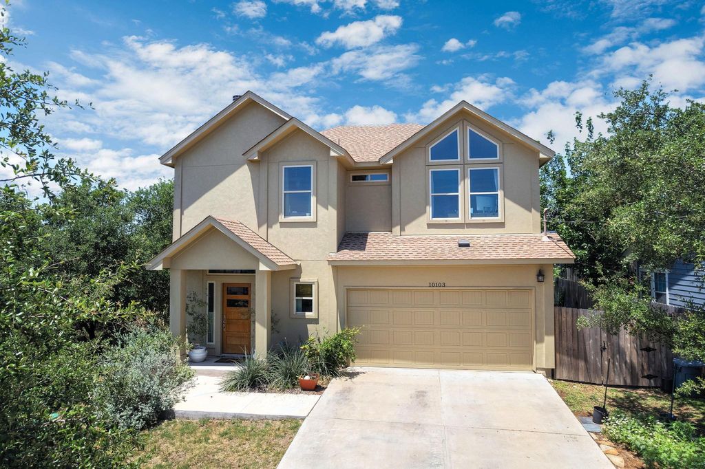10103 Twin Lake LOOP, Dripping Springs, TX 78620
