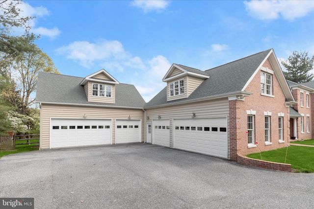 2606 BRIGADOON RD, Phoenix, MD 21131