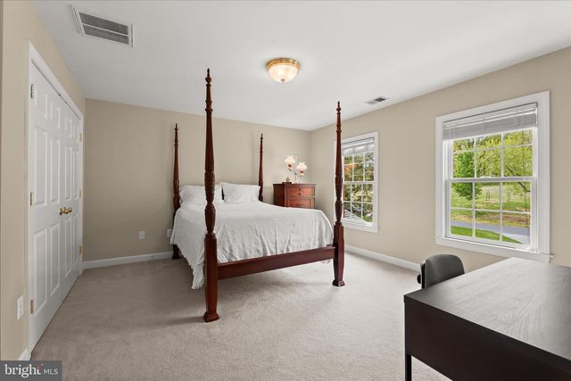 2606 BRIGADOON RD, Phoenix, MD 21131