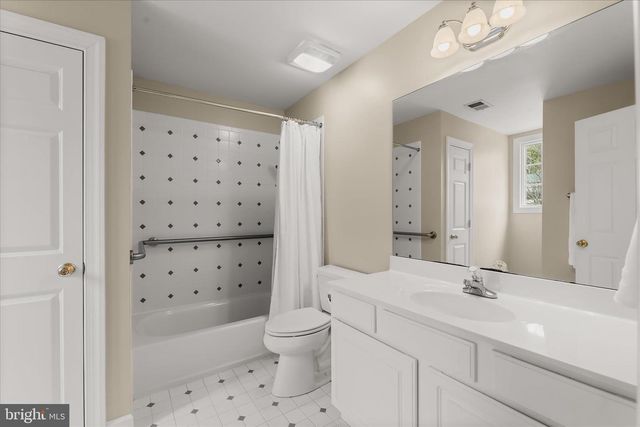 2606 BRIGADOON RD, Phoenix, MD 21131