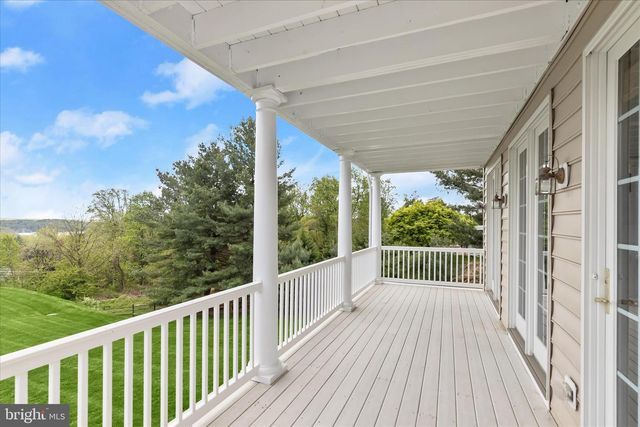 2606 BRIGADOON RD, Phoenix, MD 21131