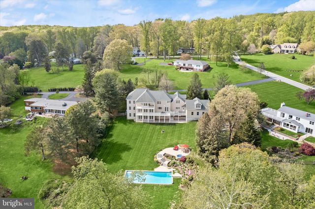 2606 BRIGADOON RD, Phoenix, MD 21131