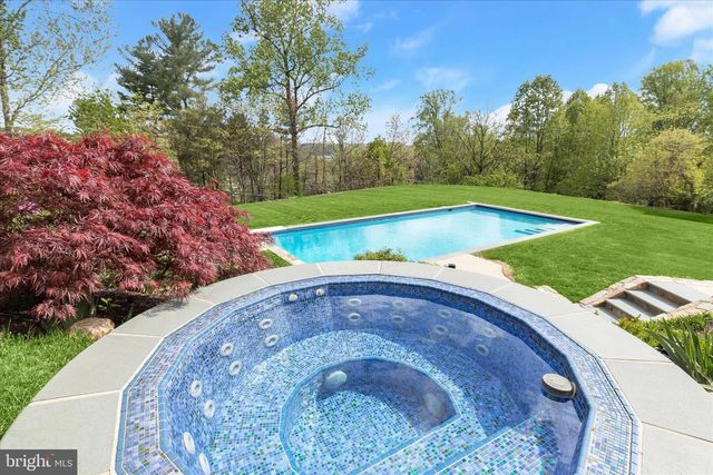2606 BRIGADOON RD, Phoenix, MD 21131
