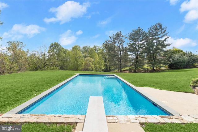 2606 BRIGADOON RD, Phoenix, MD 21131