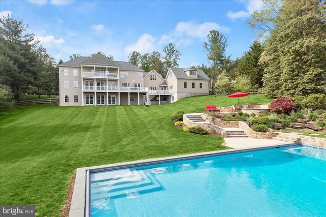 2606 BRIGADOON RD, Phoenix, MD 21131