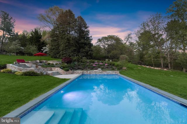 2606 BRIGADOON RD, Phoenix, MD 21131